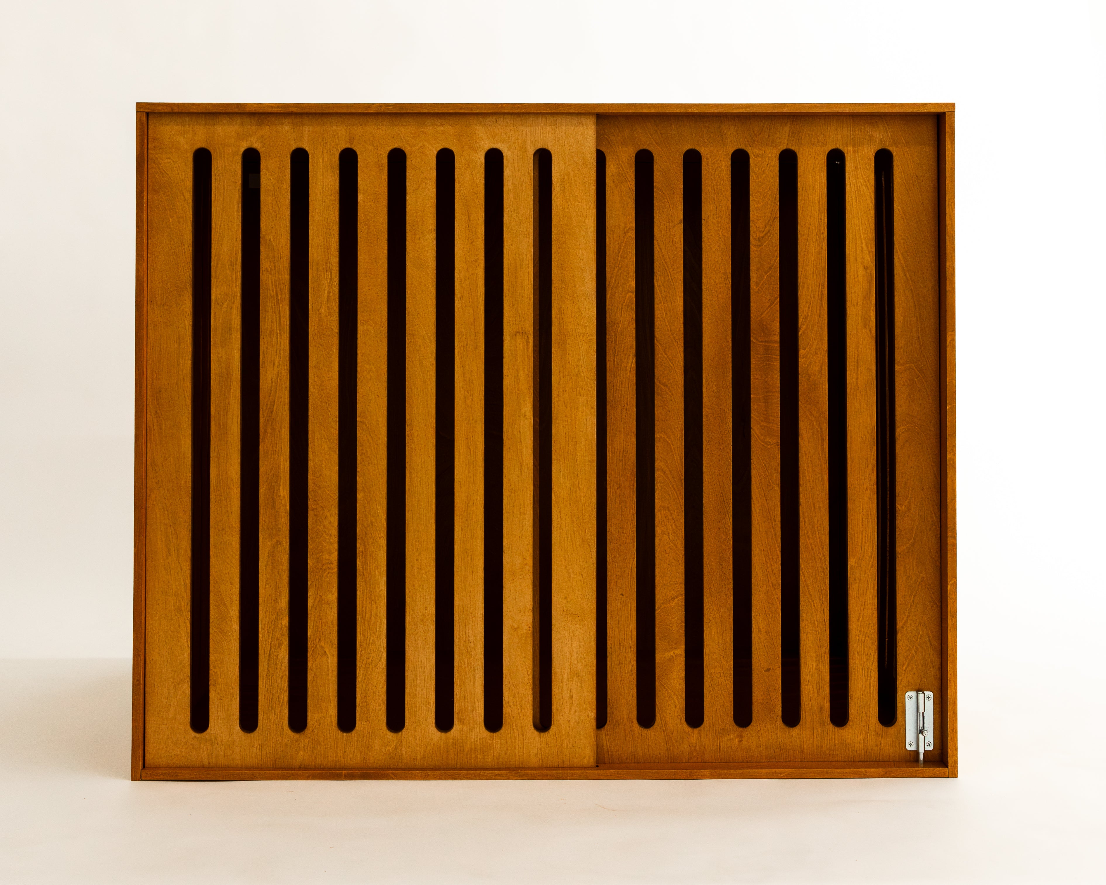 the Den: Luxury Dog Crates Meets Stylish Side Table – 77 Bark Ave